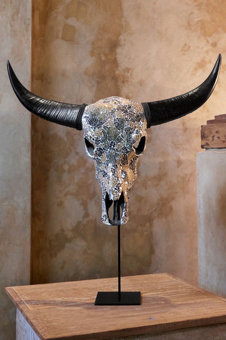 استند دکوراتیو جمجمه گاو