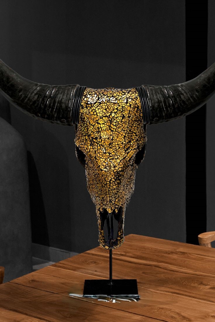 اکسسوری دیواری جمجمه گاو