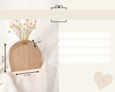 گلدان چوبی کوچک با حک ظریف روی بدنه