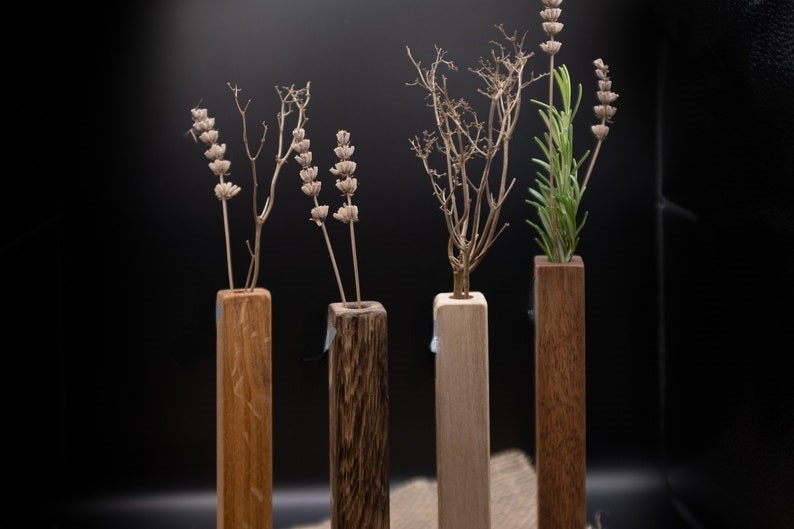 گلدان چوبی دست‌ساز با طراحی مینیمال