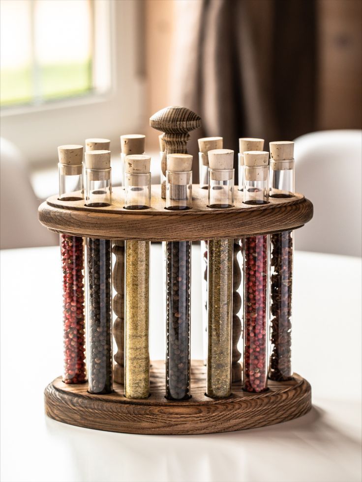 جاادویه‌ای چرخان دو طبقه با حرکت روان و دسترسی آسان به ادویه‌ها