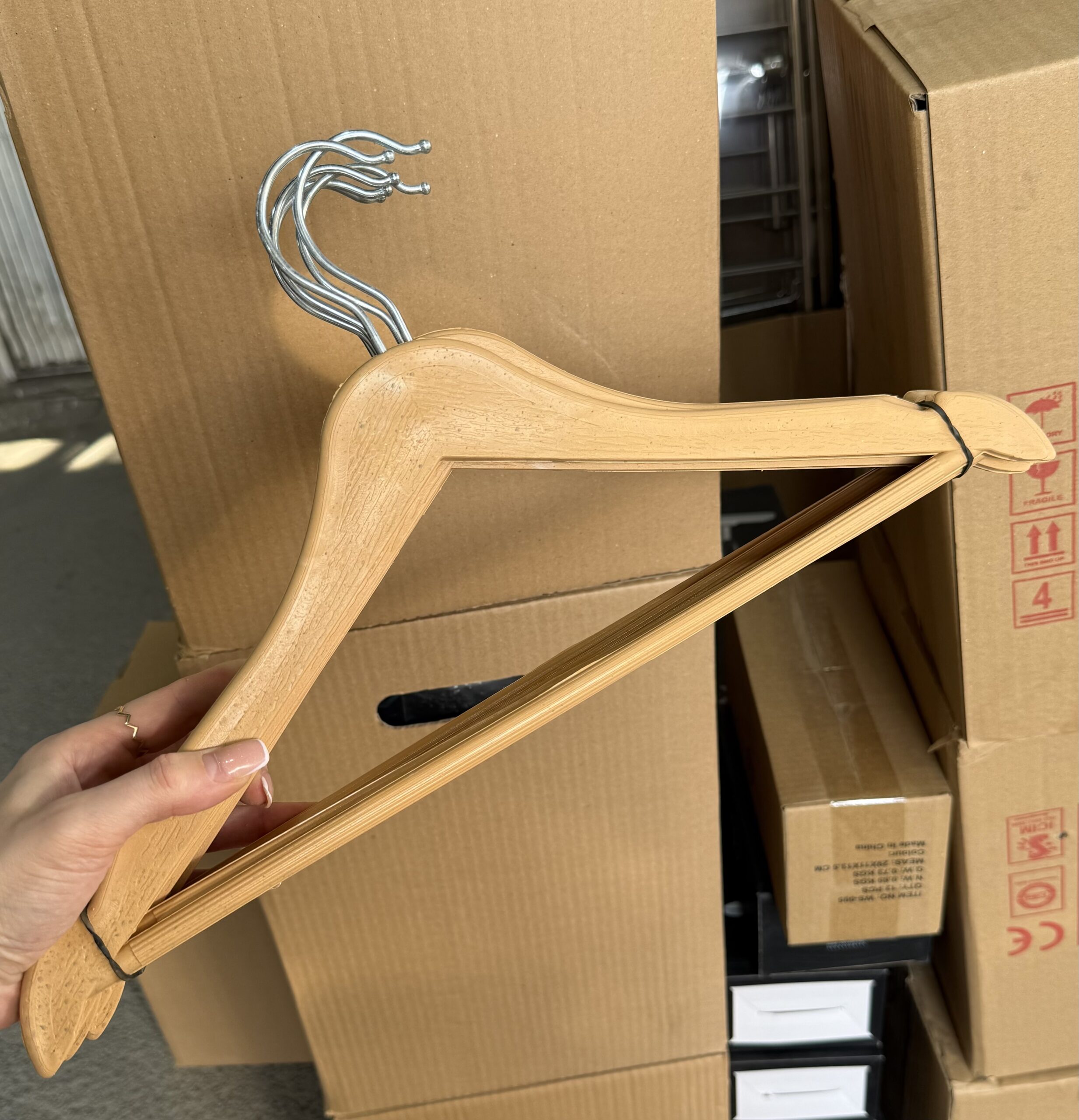 چوب لباسی طرح چوب 6 عددی