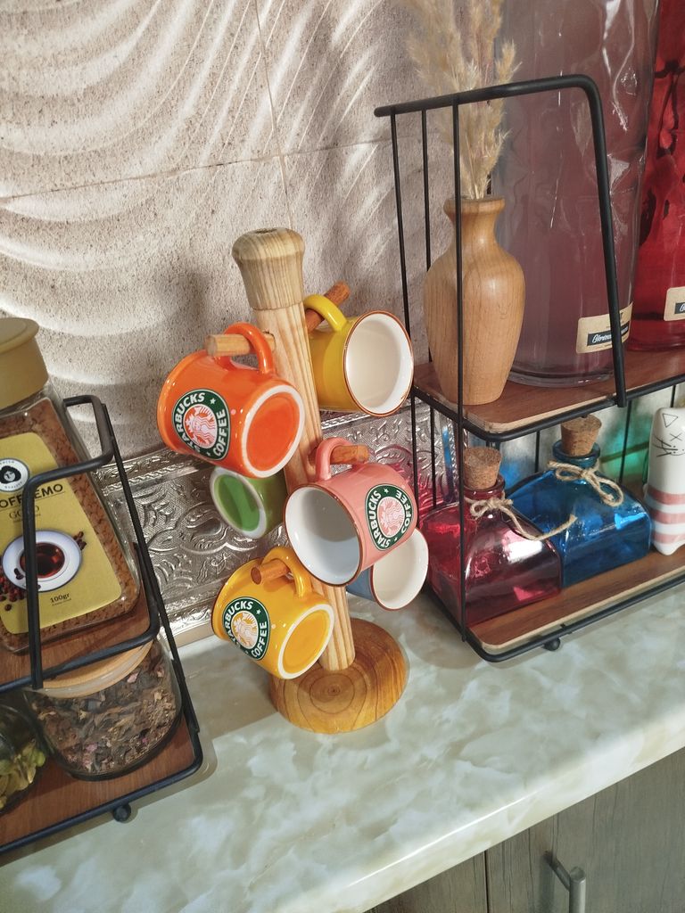 استند لیوان چوبی